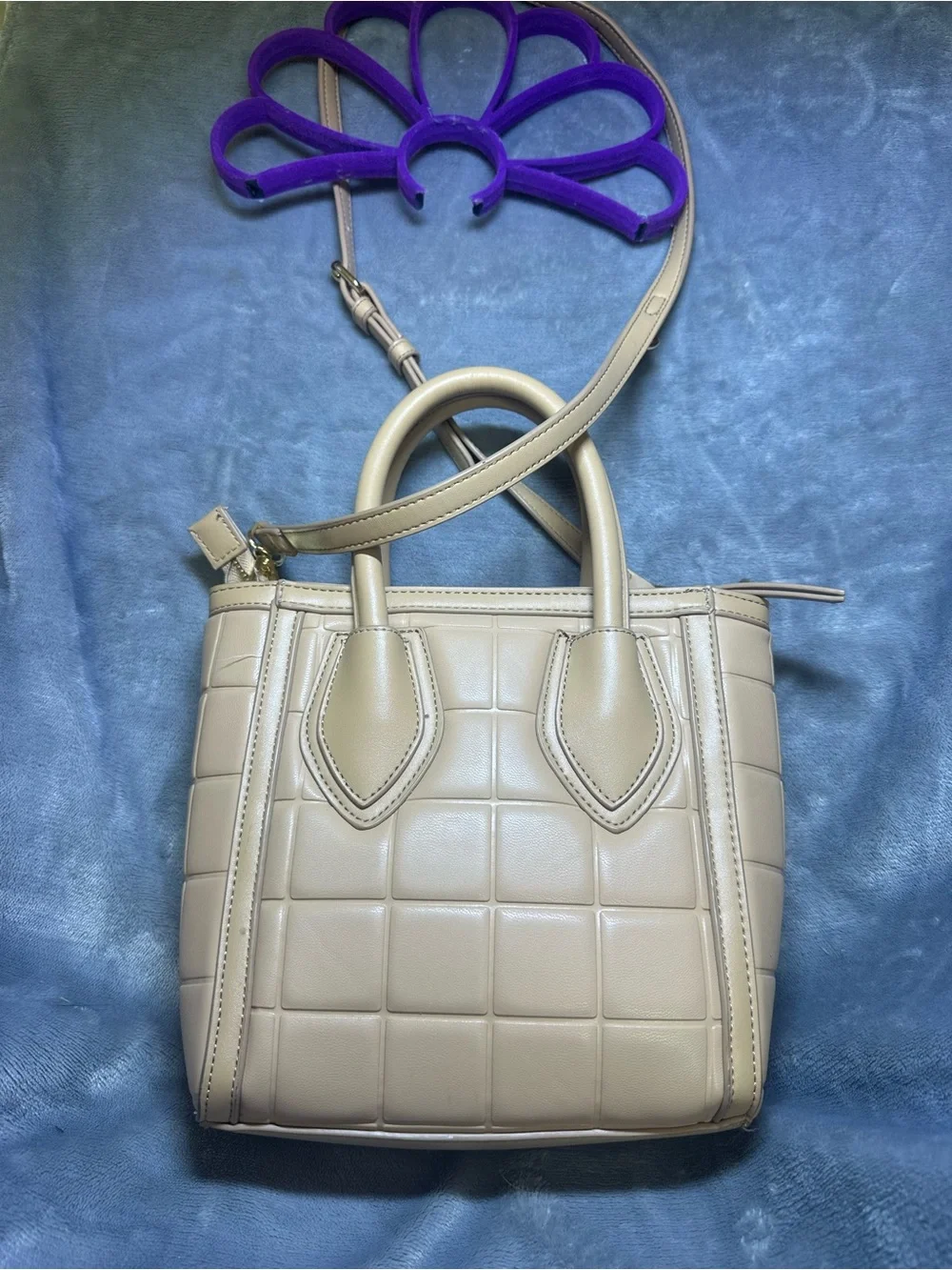 Steve Madden compact quilted
